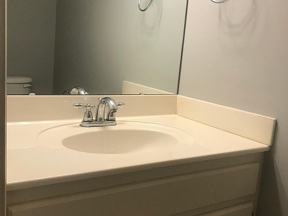 2nd image of 2109 Harris Dr Unit 29