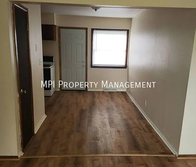 8665 W Fond Du Lac Ave #2 — Photo 14