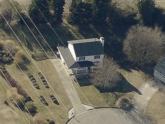 2nd image of 4102 Chinaberry Ct