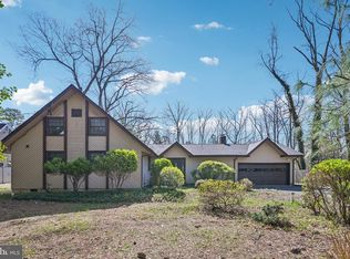 39 Oakwood Dr, Medford, NJ