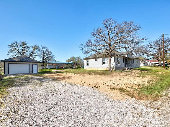 4th image of 306 E Castleshoals Drive