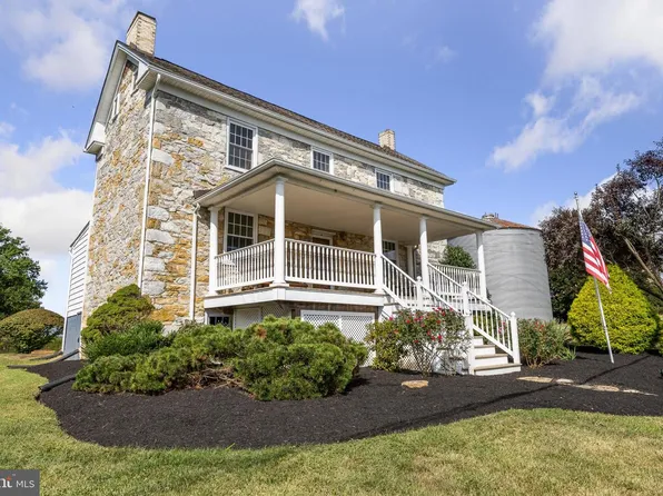 4071 Kabletown Rd, Charles Town, WV 25414