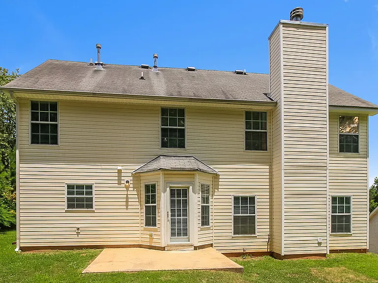 112 Garrison Ln — Photo 17