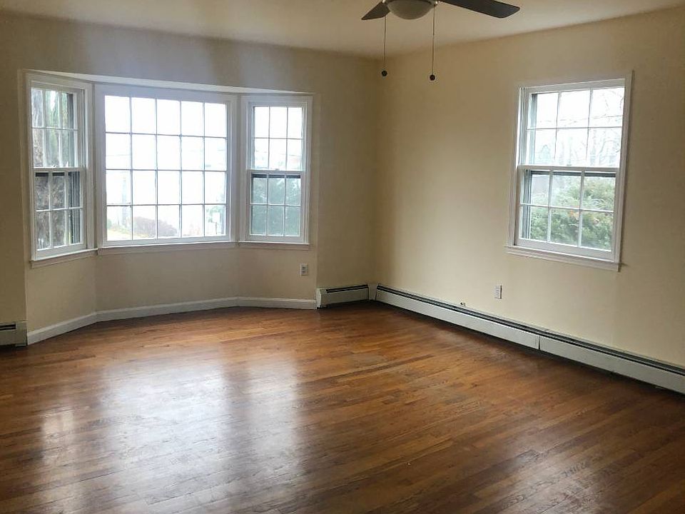 1st image of 1765 Hanover St