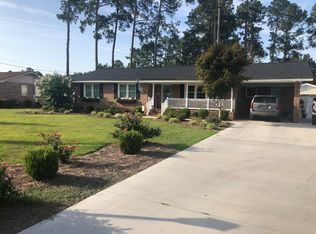 606 Virginia Ln, Dillon, SC 29536