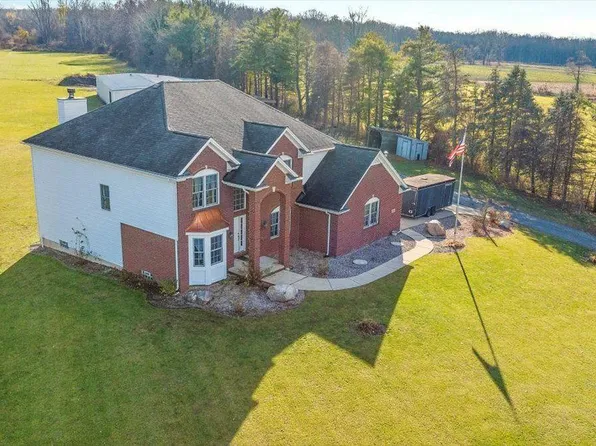 32243 Sibley Rd, Romulus, MI 48174