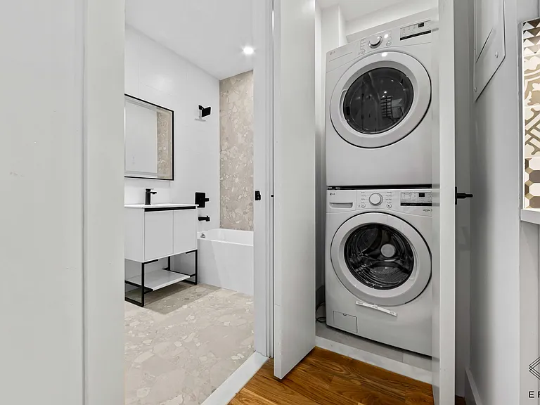 917 Broadway #2R — Photo 4