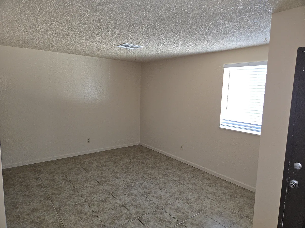Building Photo - 2080 Rosamond St #2