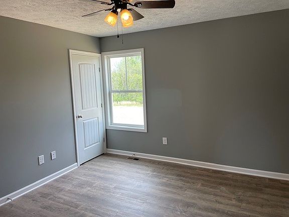 5th image of 152 Pleasant Ln Lot 2