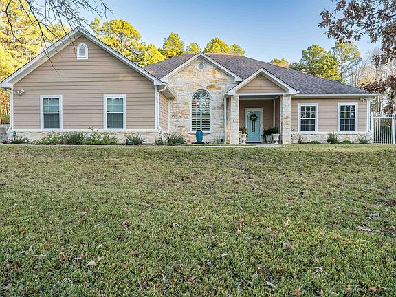 2nd image of 15349 Lakeside Dr