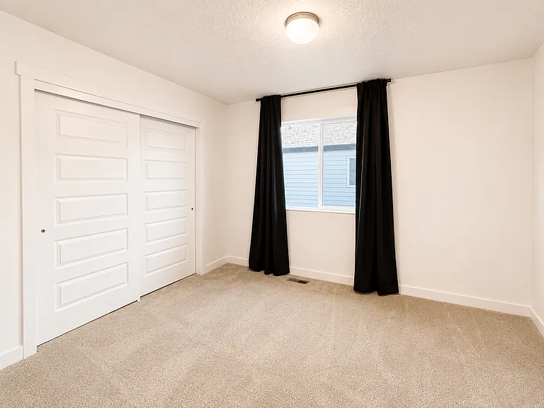 1146 S Redwood Rd #1004 — Photo 12