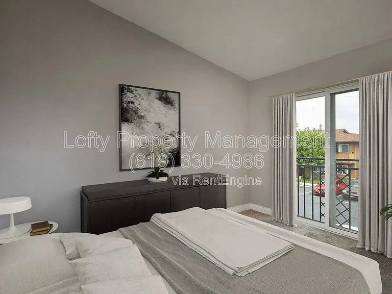 360 N 1st St — Photo 3