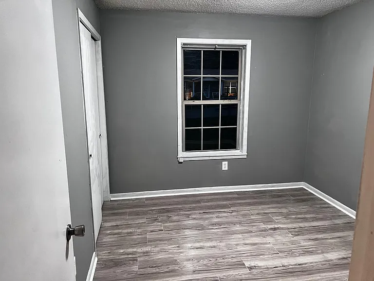 234 N Walco Rd — Photo 40