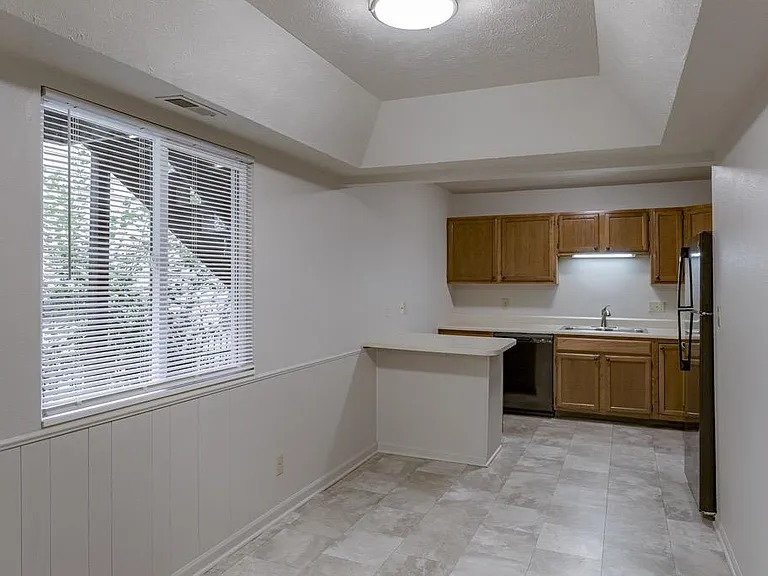 5230 Leighton Ave #2 — Photo 4