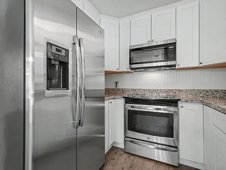 16932 McKenzie Dr — Photo 7