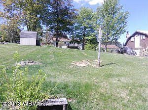 4th image of 324 Beech St