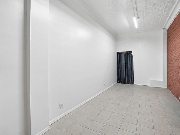 3rd image of 334 E 105th St #1C