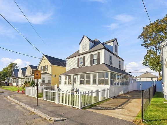 2nd image of 20 Bell St