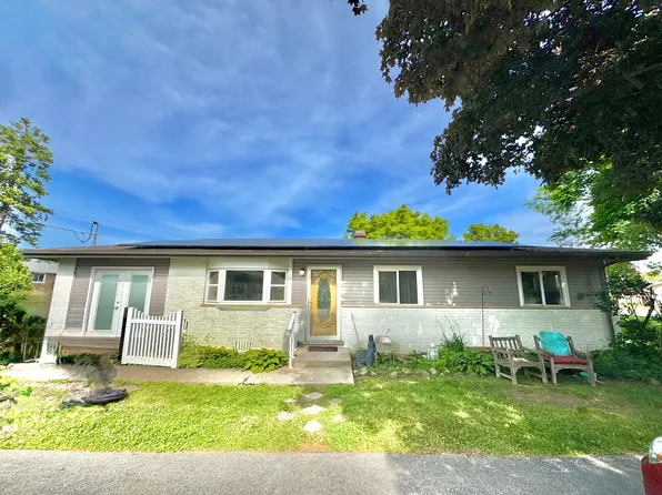 155 N Mill Rd, Wood Dale, IL 60191