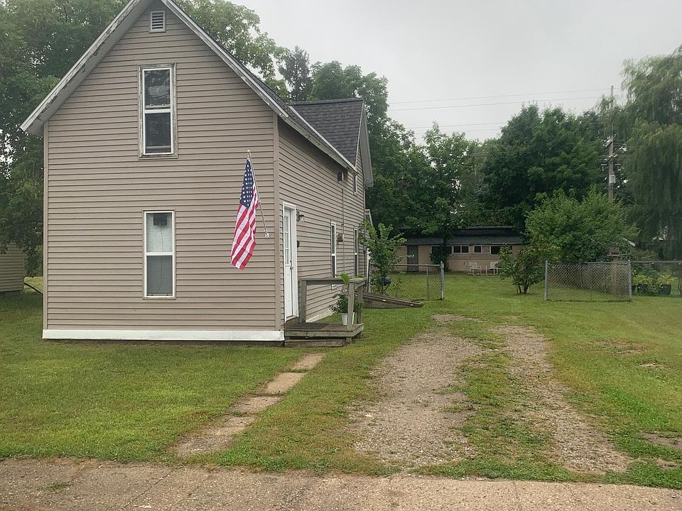 6533 Mill St, Pellston, MI 49769 Zillow