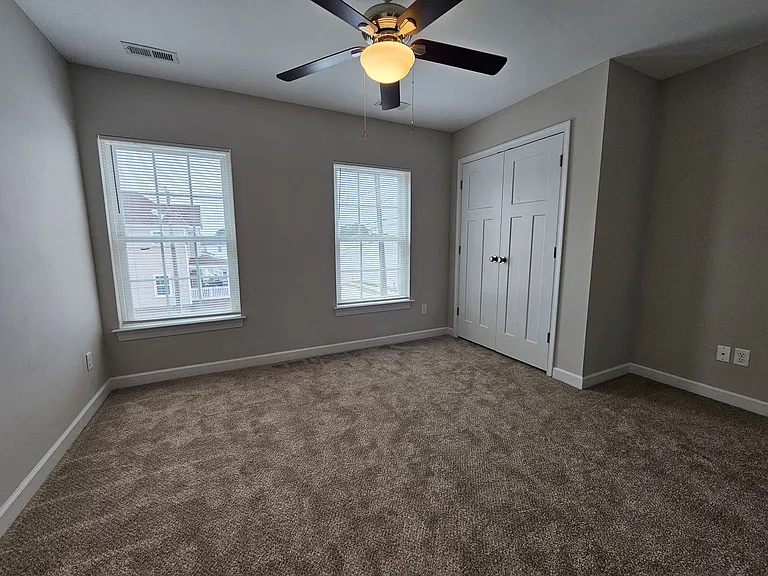 1729 Todd St — Photo 16