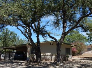 1010 Avenue B, Fredericksburg, TX 78624