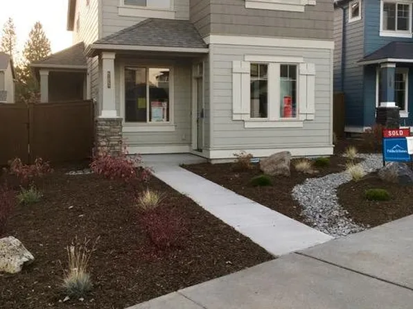 61069 Sydney Harbor Dr, Bend, OR 97702