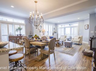 33 Calhoun St APT 225C, Charleston, SC 29401