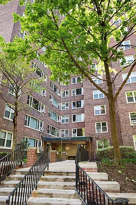 900 West 190th Street
