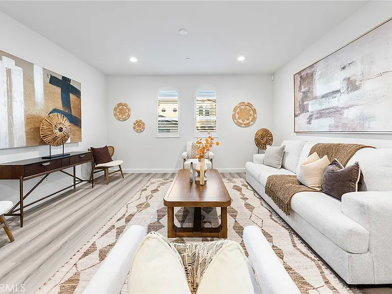 1359 Point Loma Pl — Photo 9