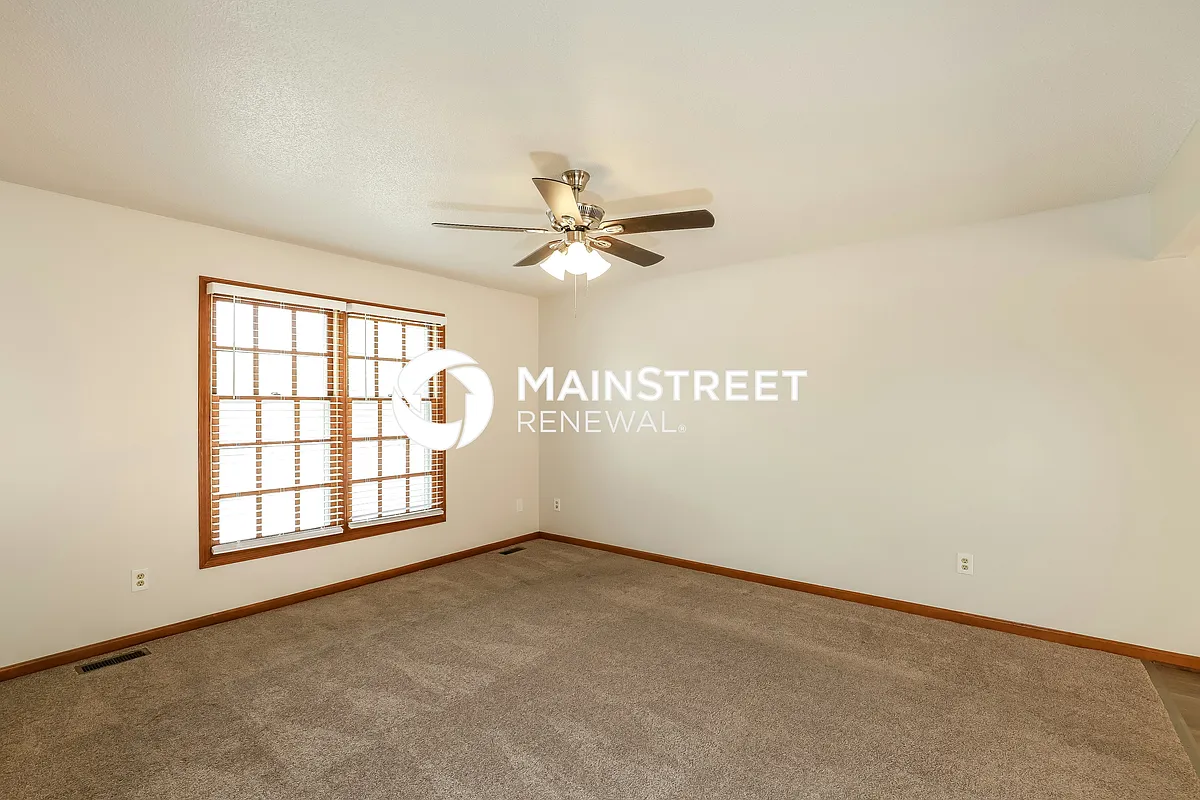 Living Room - 6807 T Gabbert Dr