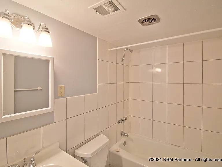 400 W Union St — Photo 10