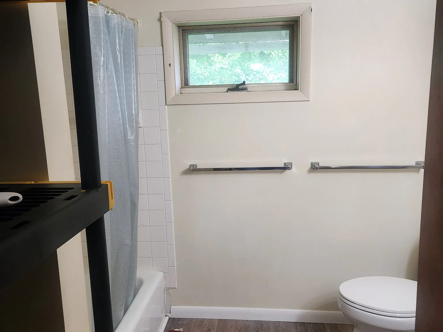 2 bed, 864 sqft, $1,550 — Photo 2