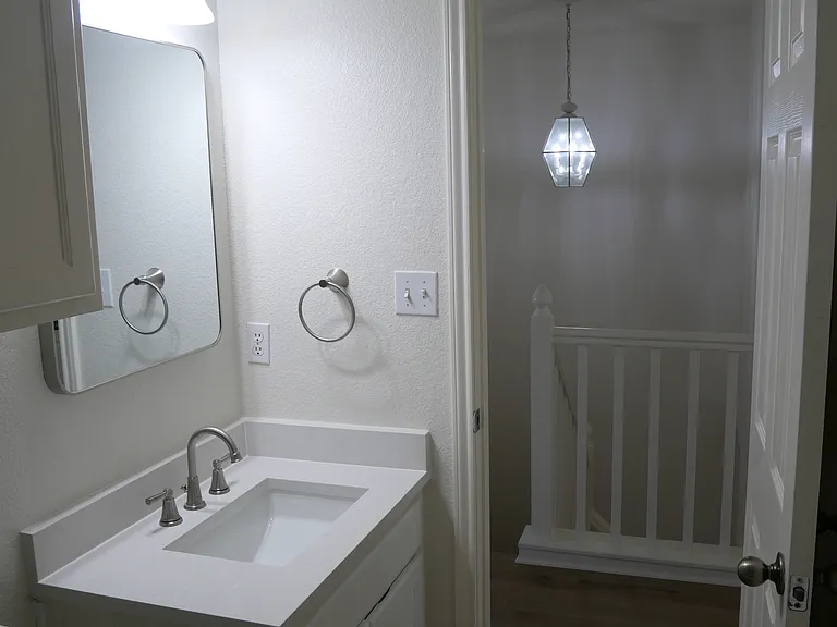 503 Gateway Pkwy #5 — Photo 19