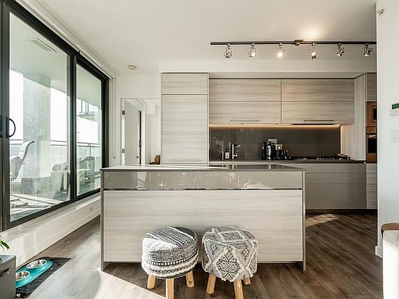 5th image of 4488 Juneau St #303