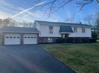 192 Lancaster Rd, Berlin, MA 01503