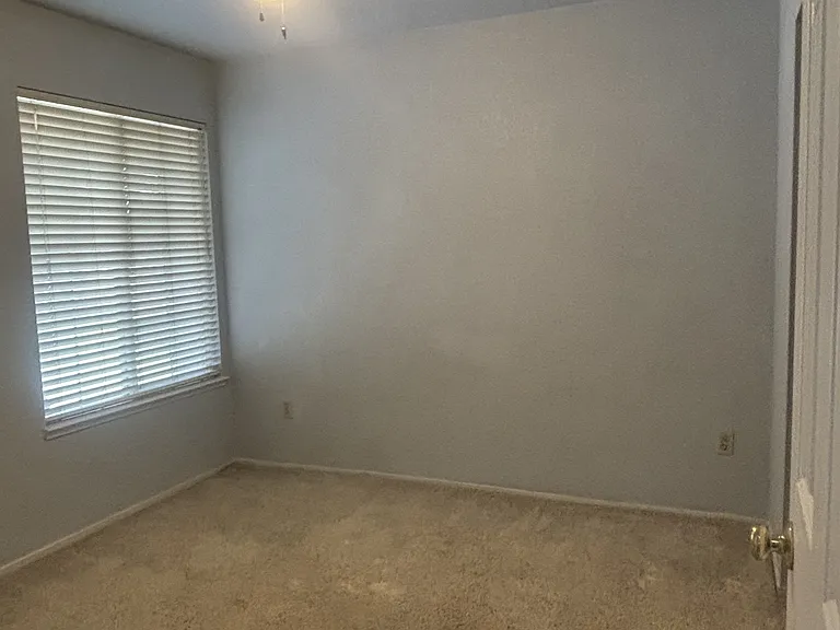 3431 Arizona Ave — Photo 9
