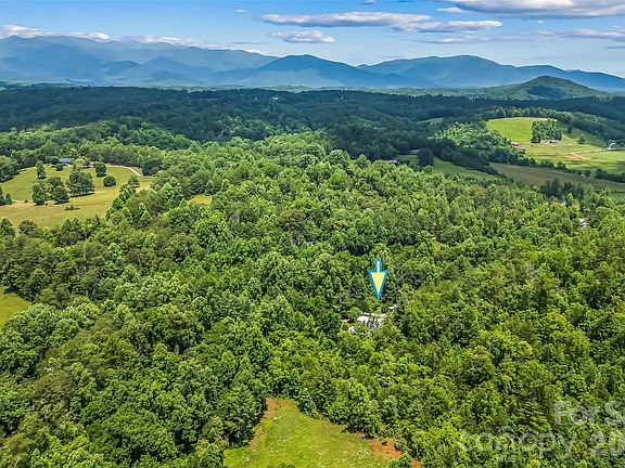 3rd image of 72 Paradise Ln