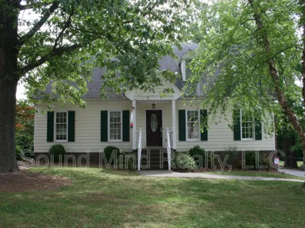 1617 Burnt Mill Rd, Rocky Mount, NC 27804