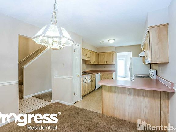 5th image of 1693 Camille Way