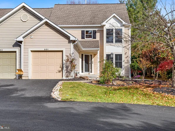 501 Dunbarton Ct, Chadds Ford, PA 19317