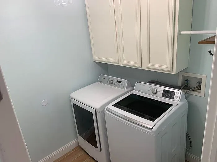 4527 Riverton Dr — Photo 16