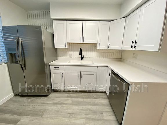 5th image of 1835 W Homestead Farms Ln APT 2