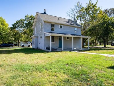305 S Perry St, Carlock, IL, 61725