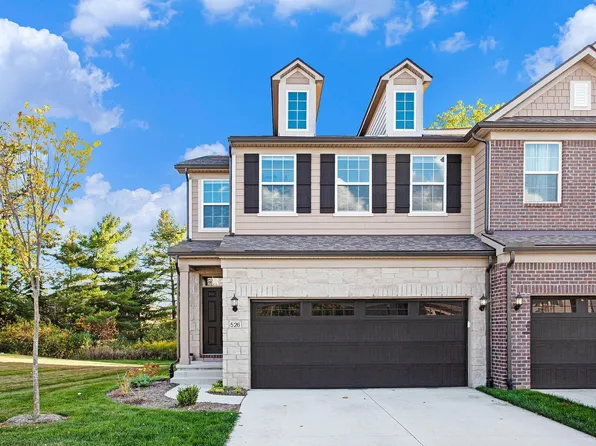 526 Addison Cir, Walled Lake, MI 48390