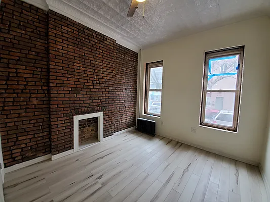 Rented by Ideal Properties Group | media 9