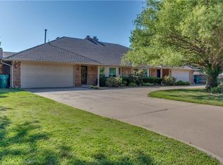 12300 Green Valley Dr #12302, Oklahoma City, OK 73120