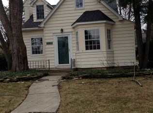 33924 Macomb Ave, Farmington, MI
