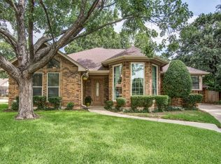 1417 Wycliff Ct, Grapevine, TX 76051