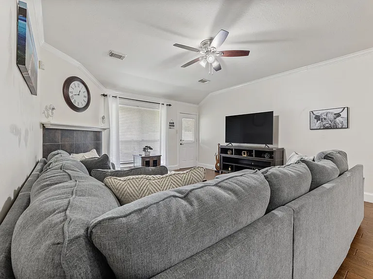 14807 Fairway Square Dr — Photo 13